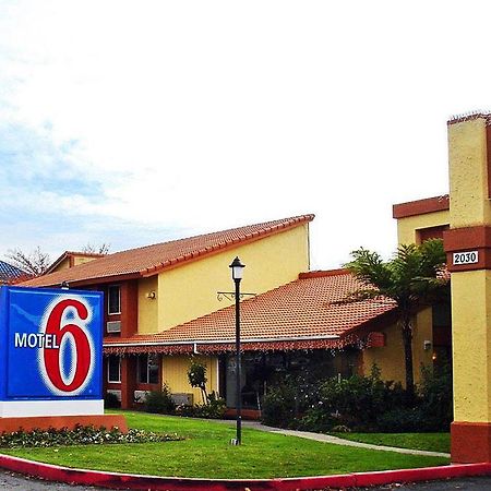 Motel 6 Cal Expo Sacramento McClellan Exterior photo