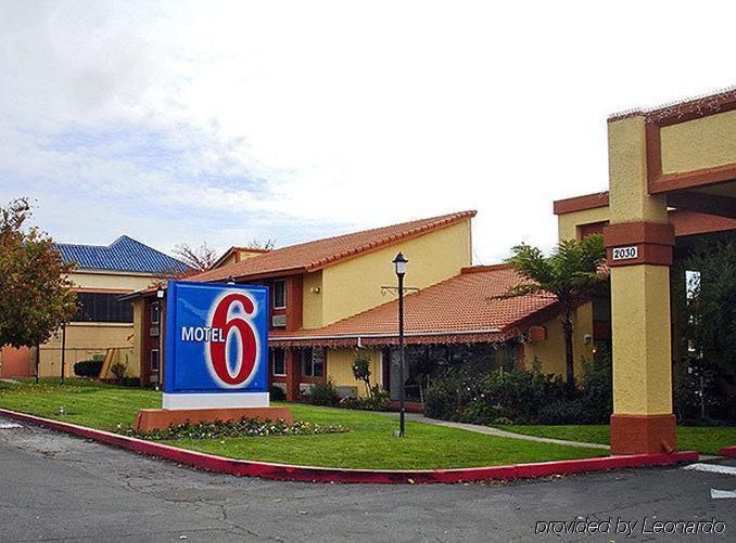 Motel 6 Cal Expo Sacramento McClellan Exterior photo
