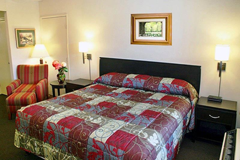 Motel 6 Cal Expo Sacramento McClellan Room photo